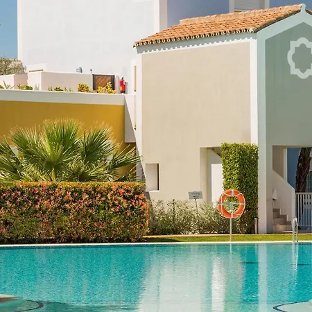 Appartement 2 Bedroom Gorgeous In *